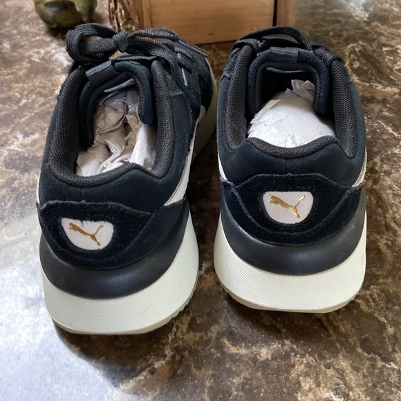 Puma new sneakers black suede womens sz 7.5 - Picture 5 of 7